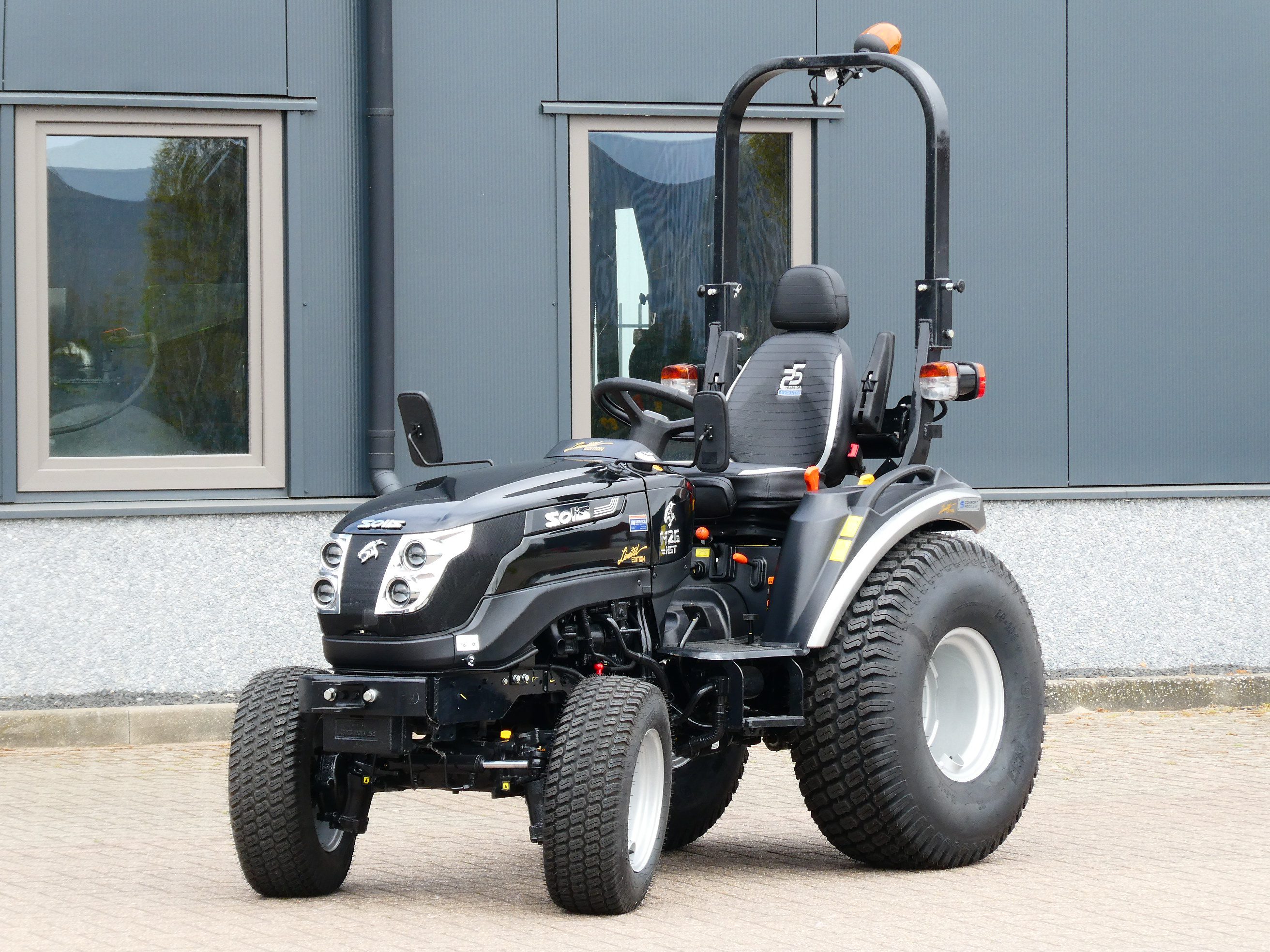 NEW 2025 Solis 26H 4wd HST